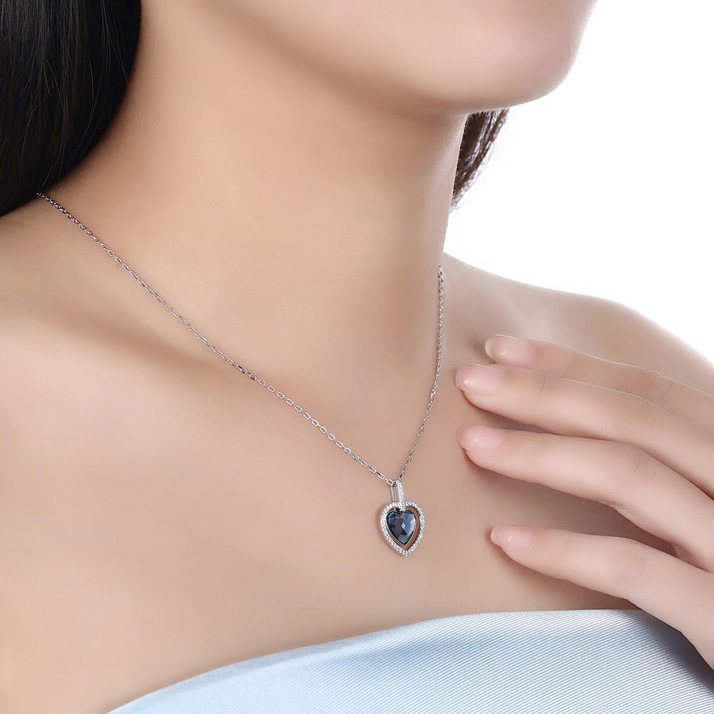 Sterling Silver Necklace with Crystals Sterling Silver Necklace with Crystals