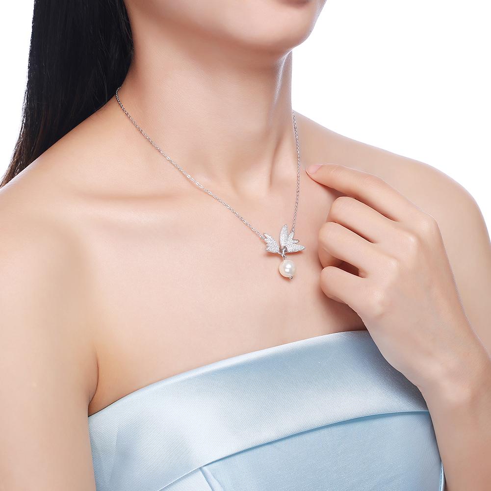 Pearl Sterling Silver Necklace with  Crystals